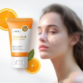Vitamin C Facial Cleanser – Deep Cleansing & Brightening Foam (150g)
