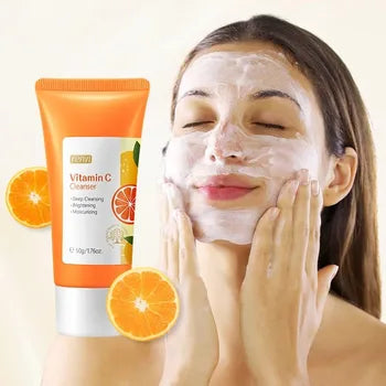 Vitamin C Facial Cleanser – Deep Cleansing & Brightening Foam (150g)